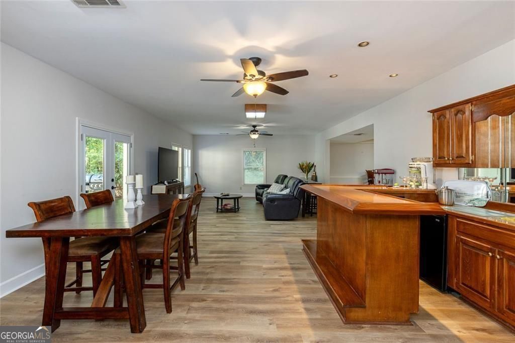 2010 Stonehedge Road Roswell GA 30075