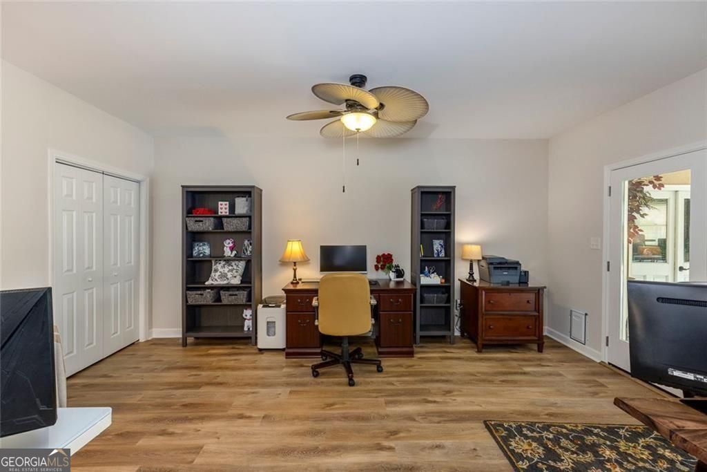 2010 Stonehedge Road Roswell GA 30075