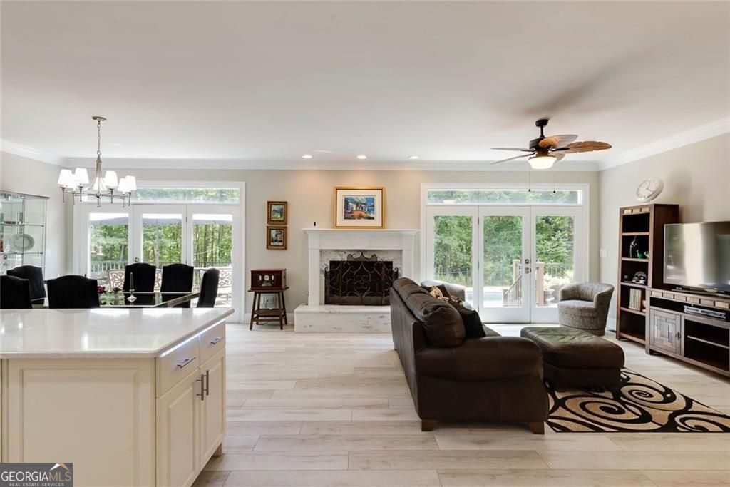 2010 Stonehedge Road Roswell GA 30075