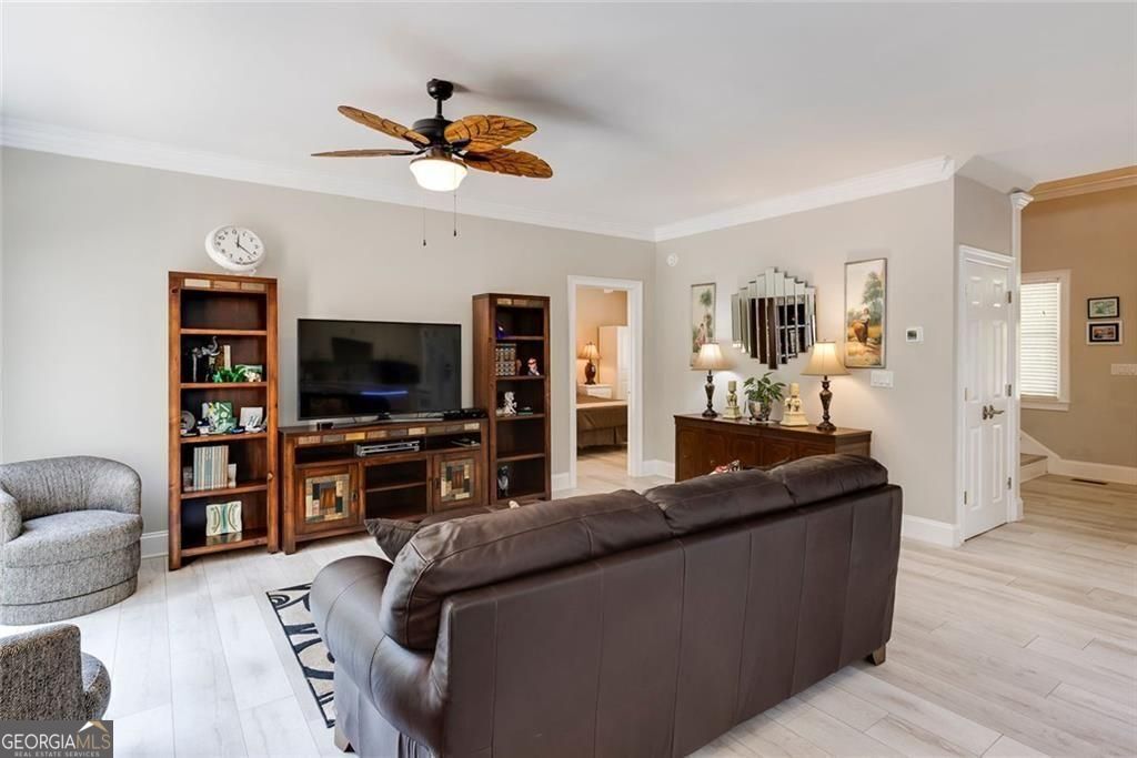 2010 Stonehedge Road Roswell GA 30075