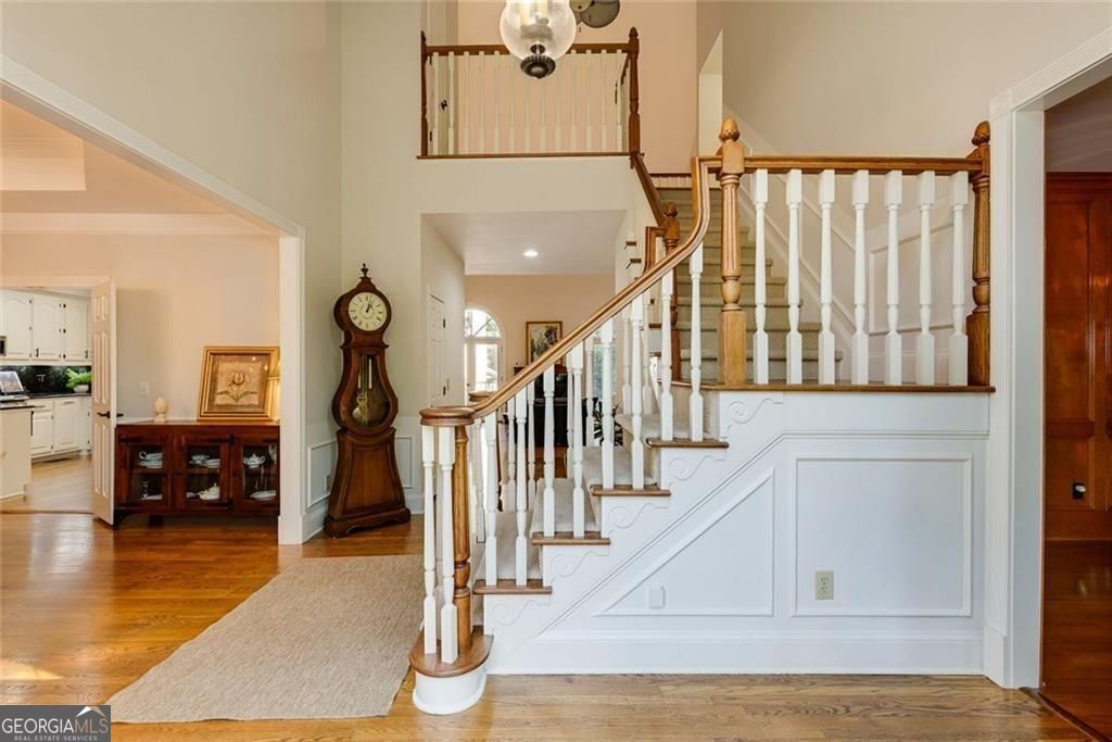 2010 Stonehedge Road Roswell GA 30075