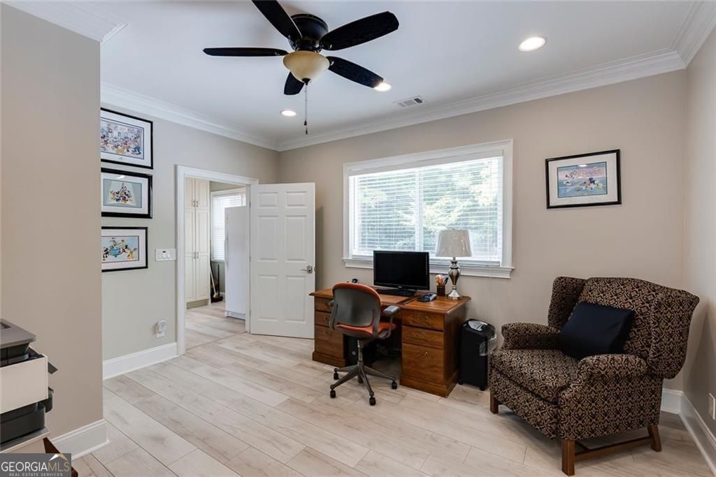 2010 Stonehedge Road Roswell GA 30075