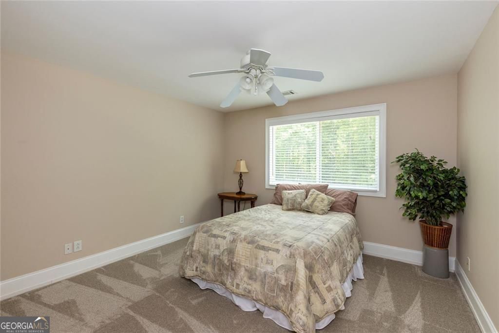 2010 Stonehedge Road Roswell GA 30075