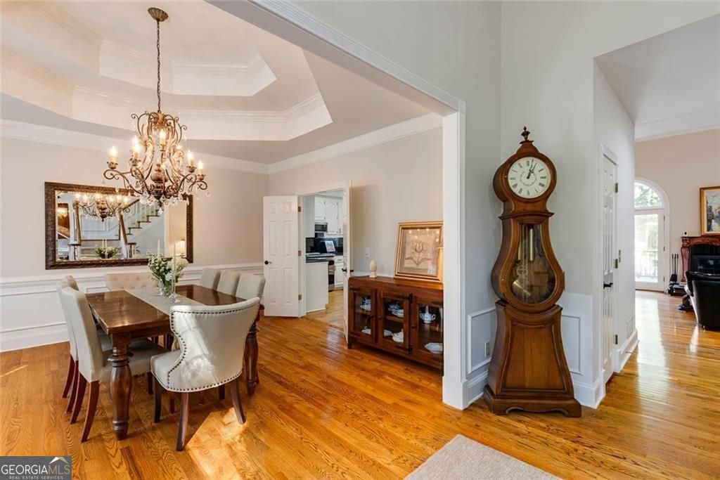 2010 Stonehedge Road Roswell GA 30075