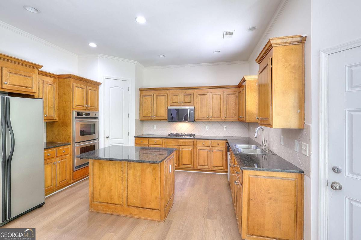 195 Beracah Walk SW Atlanta GA 30331
