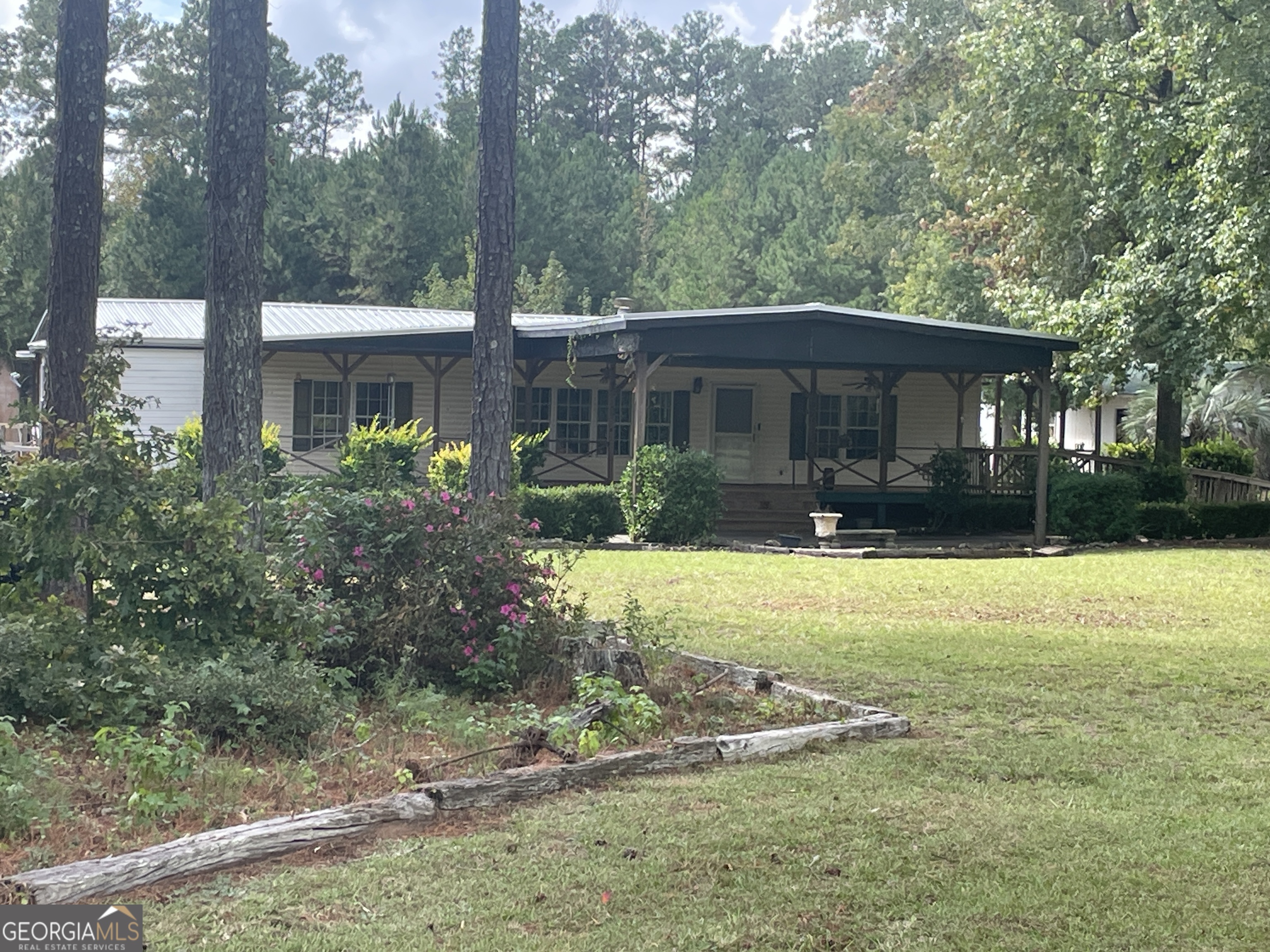 621 Unionville Road Barnesville GA 30204