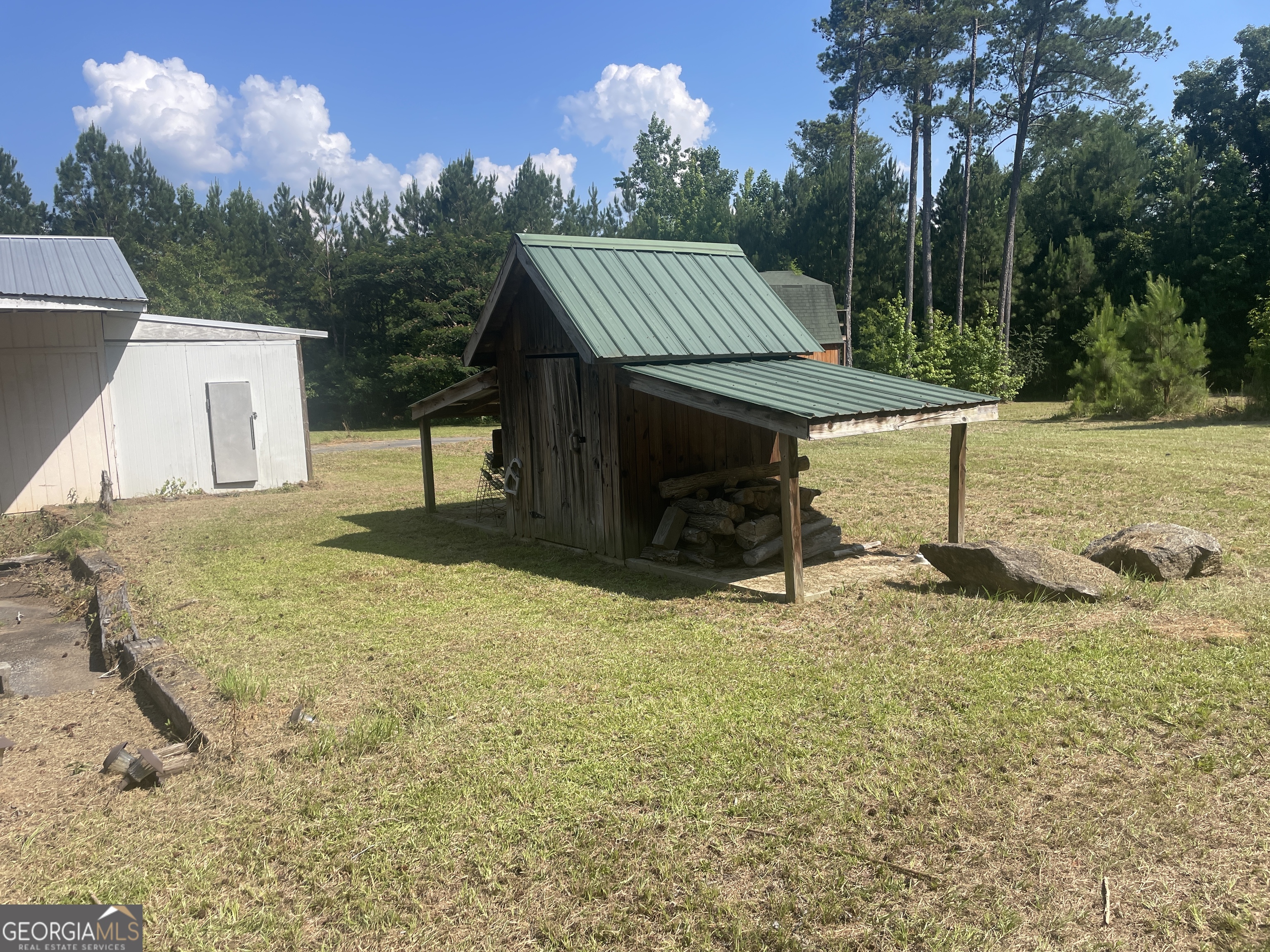 621 Unionville Road Barnesville GA 30204