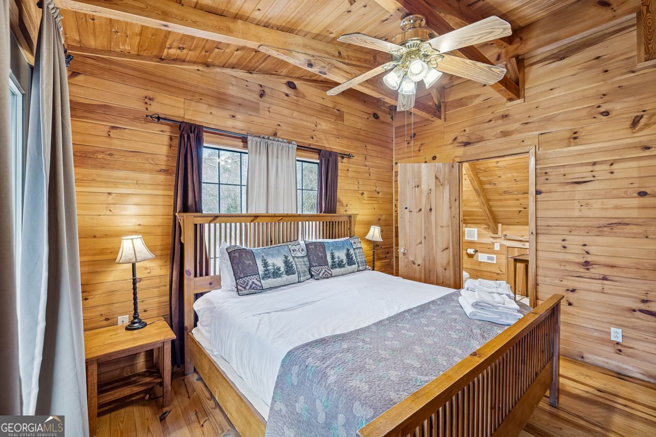 101 Moonshine Mountain Road Mineral Bluff GA 30559