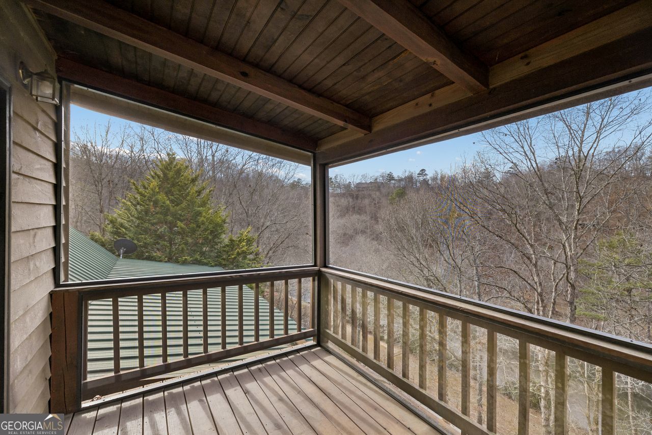 101 Moonshine Mountain Road Mineral Bluff GA 30559