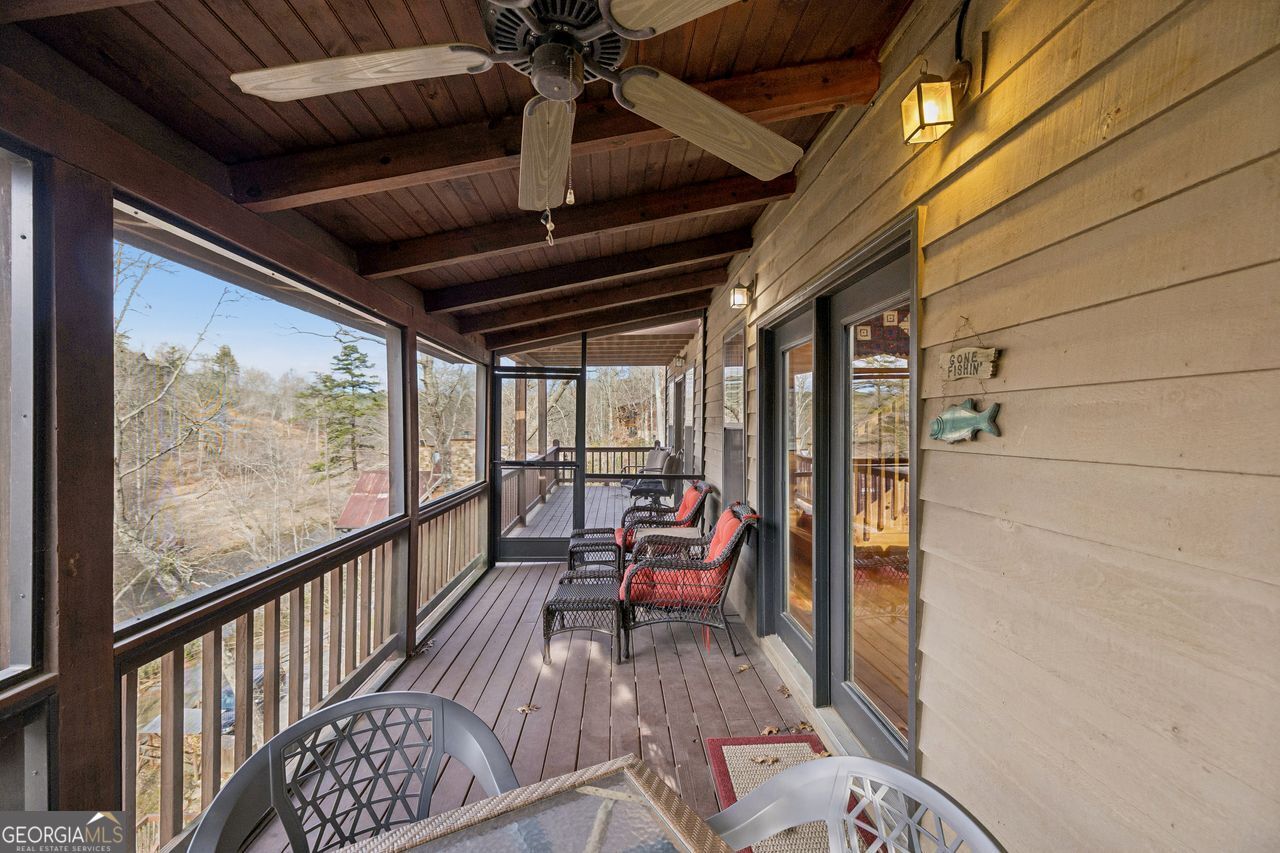 101 Moonshine Mountain Road Mineral Bluff GA 30559