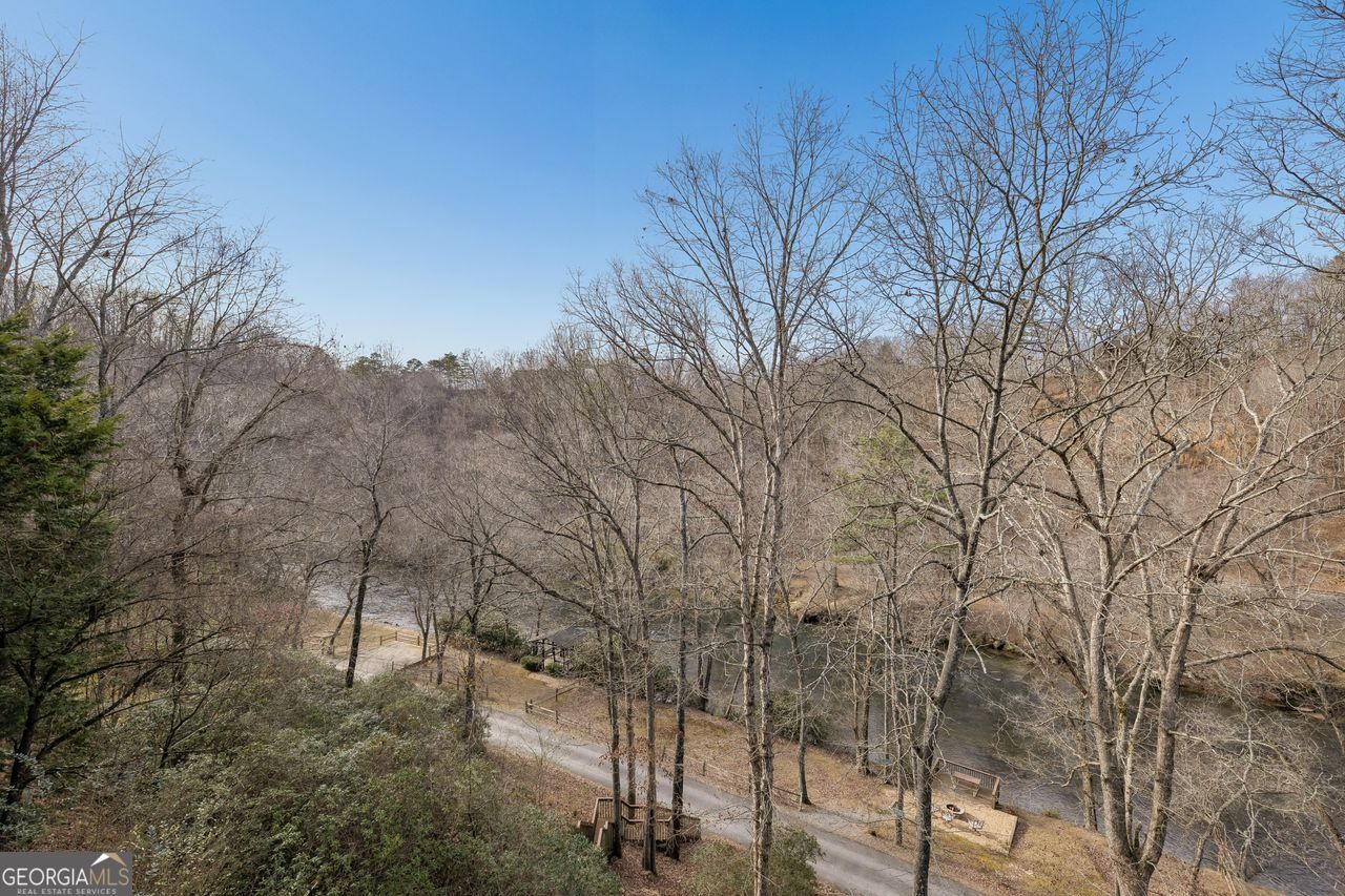 101 Moonshine Mountain Road Mineral Bluff GA 30559