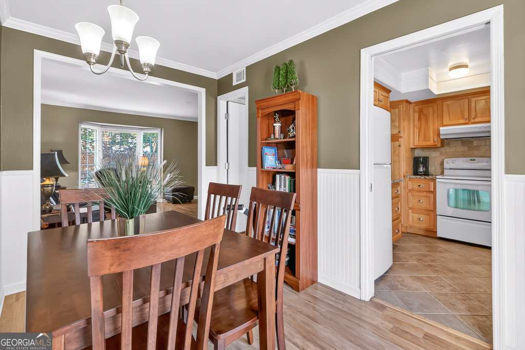 136 Peachtree Memorial Drive NW Atlanta GA 30309