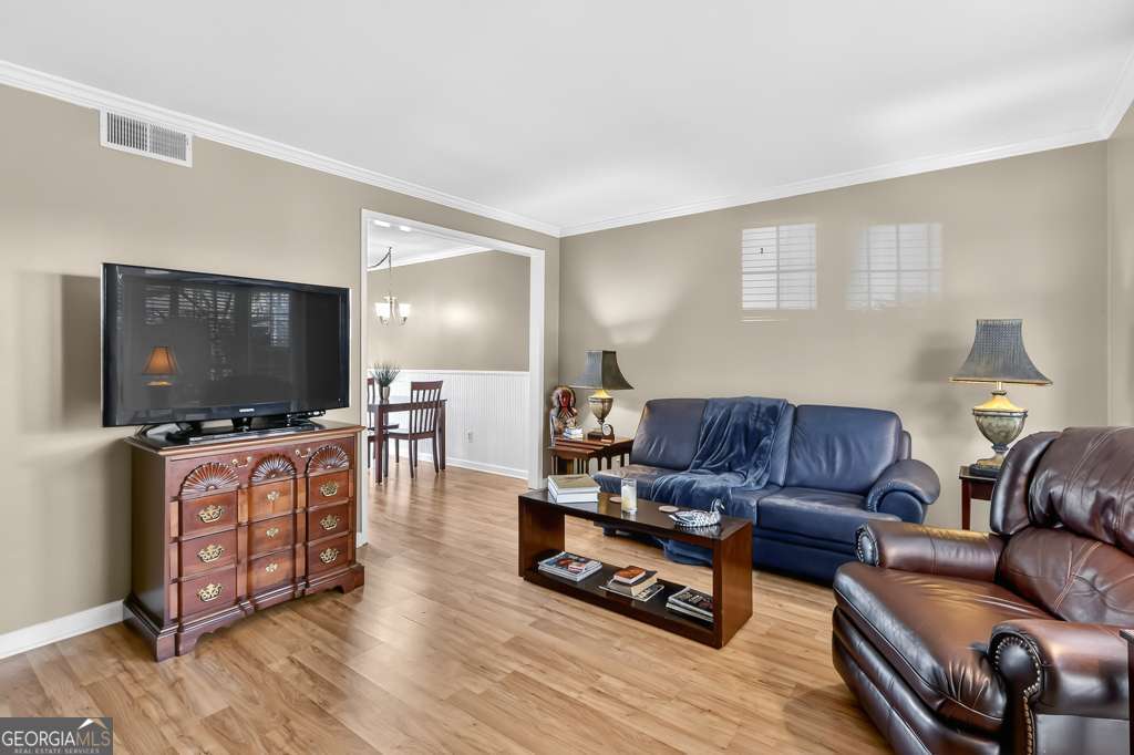 136 Peachtree Memorial Drive NW Atlanta GA 30309