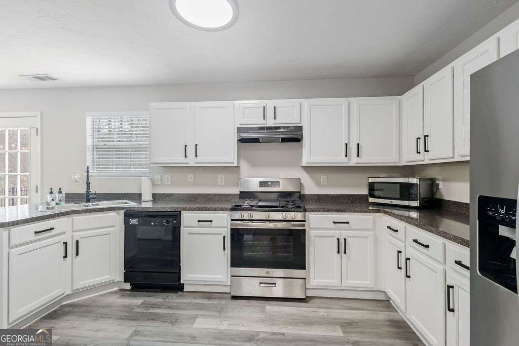 59 Belmont Park Drive Newnan GA 30263