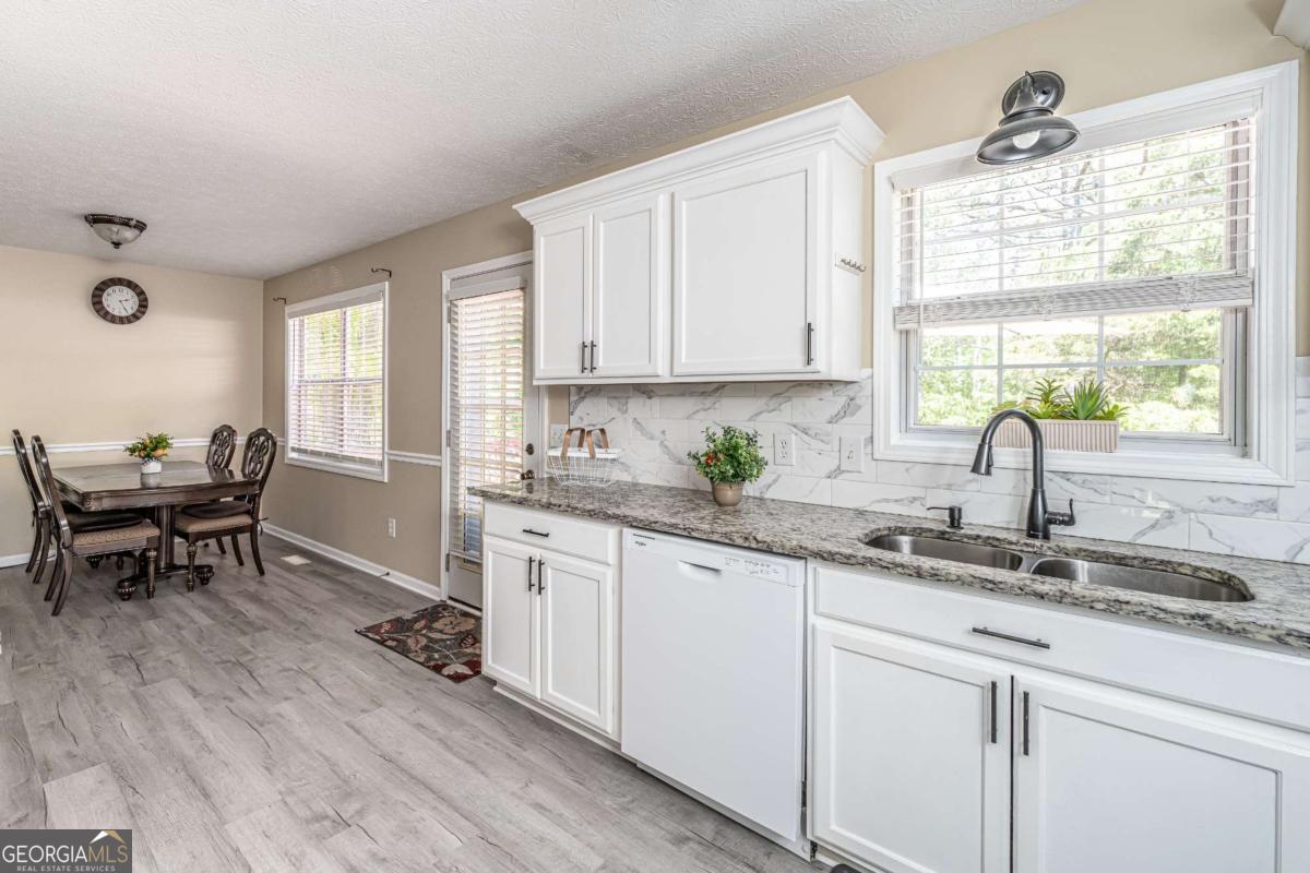 13 Greystone Lane NW Cartersville GA 30121