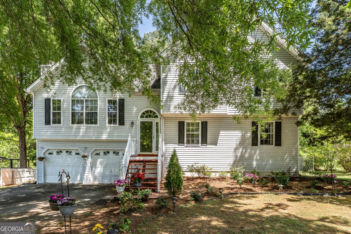 13 Greystone Lane NW Cartersville GA 30121
