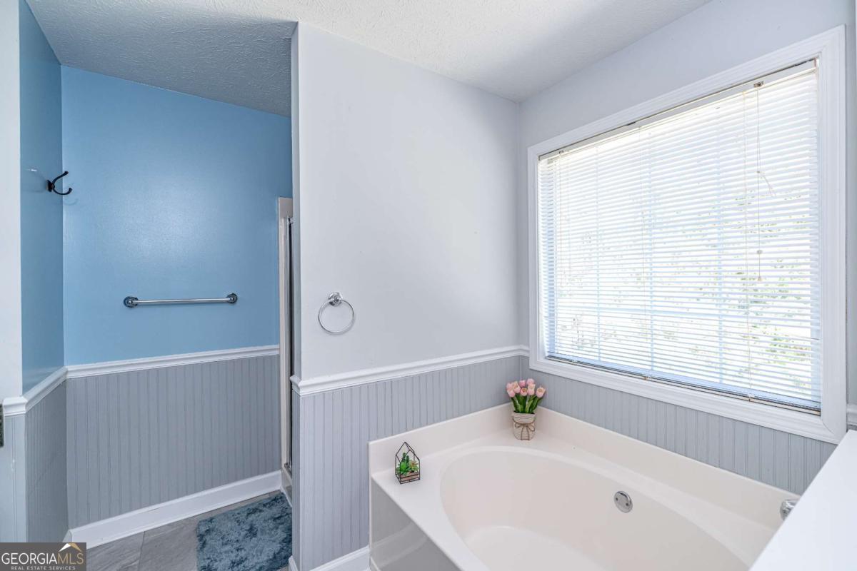 13 Greystone Lane NW Cartersville GA 30121