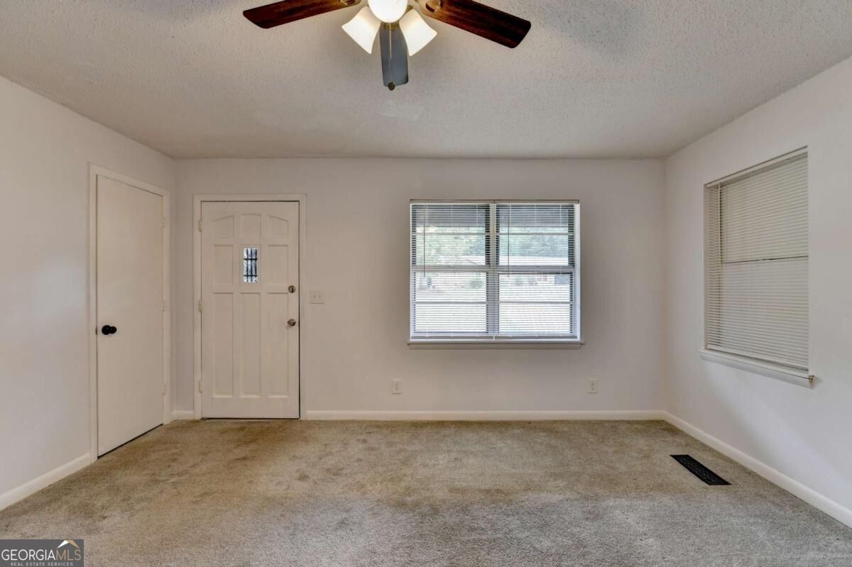 4921 Merlin Drive Oakwood GA 30566