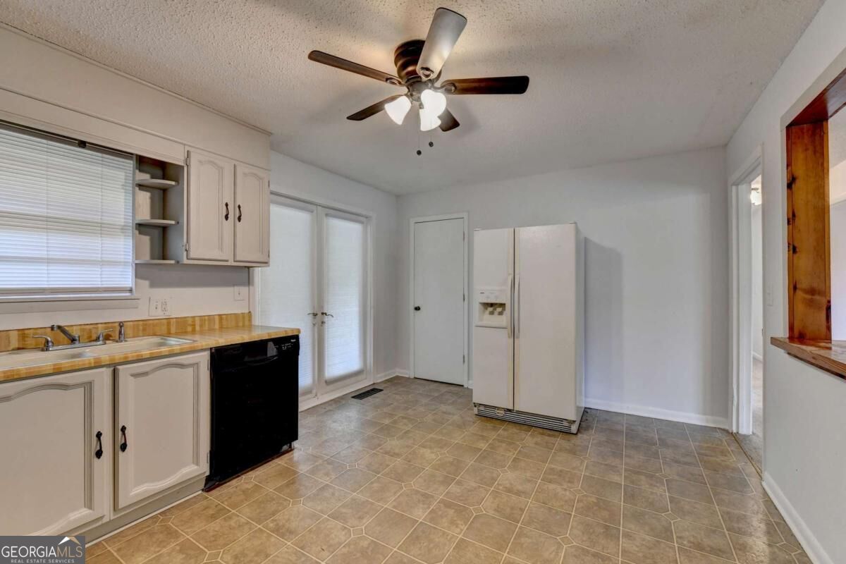 4921 Merlin Drive Oakwood GA 30566