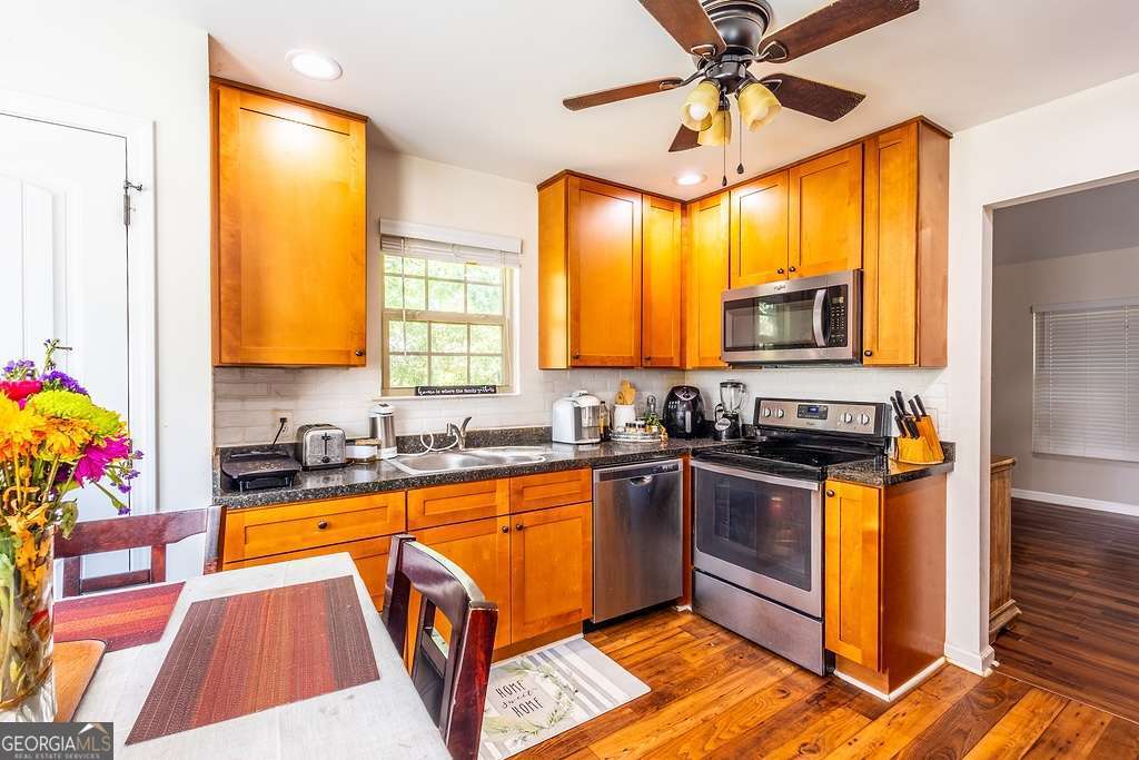 3907 Robin Court Acworth GA 30101