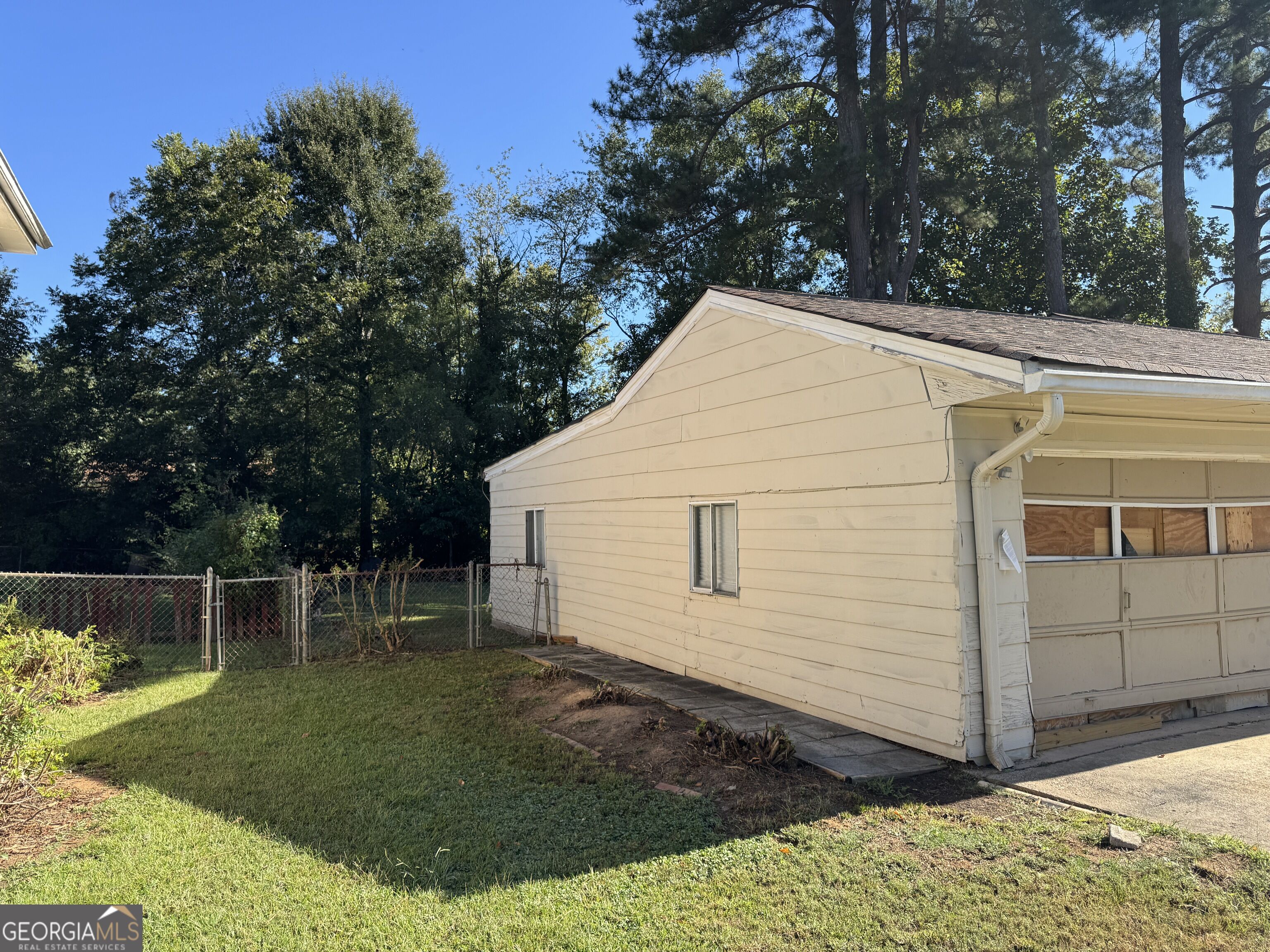 2760 Pattie Court Ellenwood GA 30294