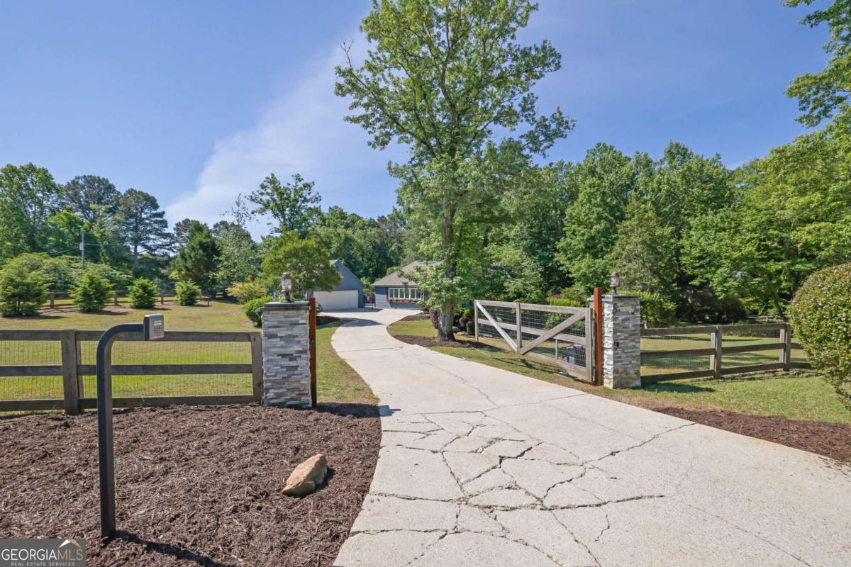 3709 Timberlake Drive Gainesville GA 30506