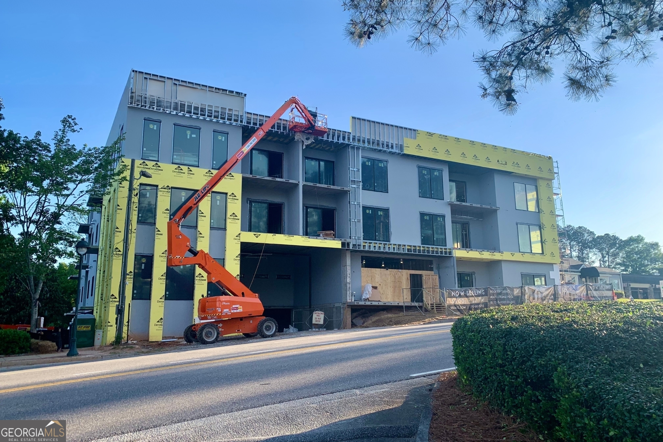 318 Sandy Springs Circle Sandy Springs GA 30328