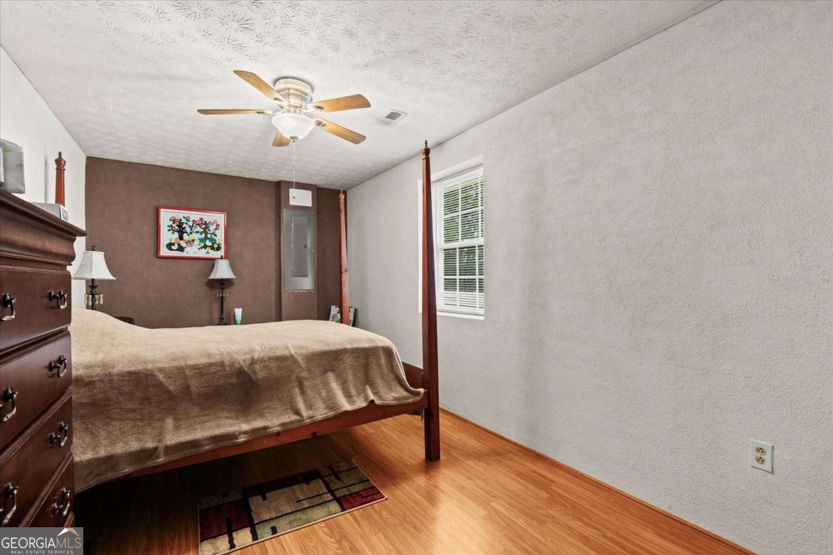 40 L Z Jackson Road Bowdon GA 30108
