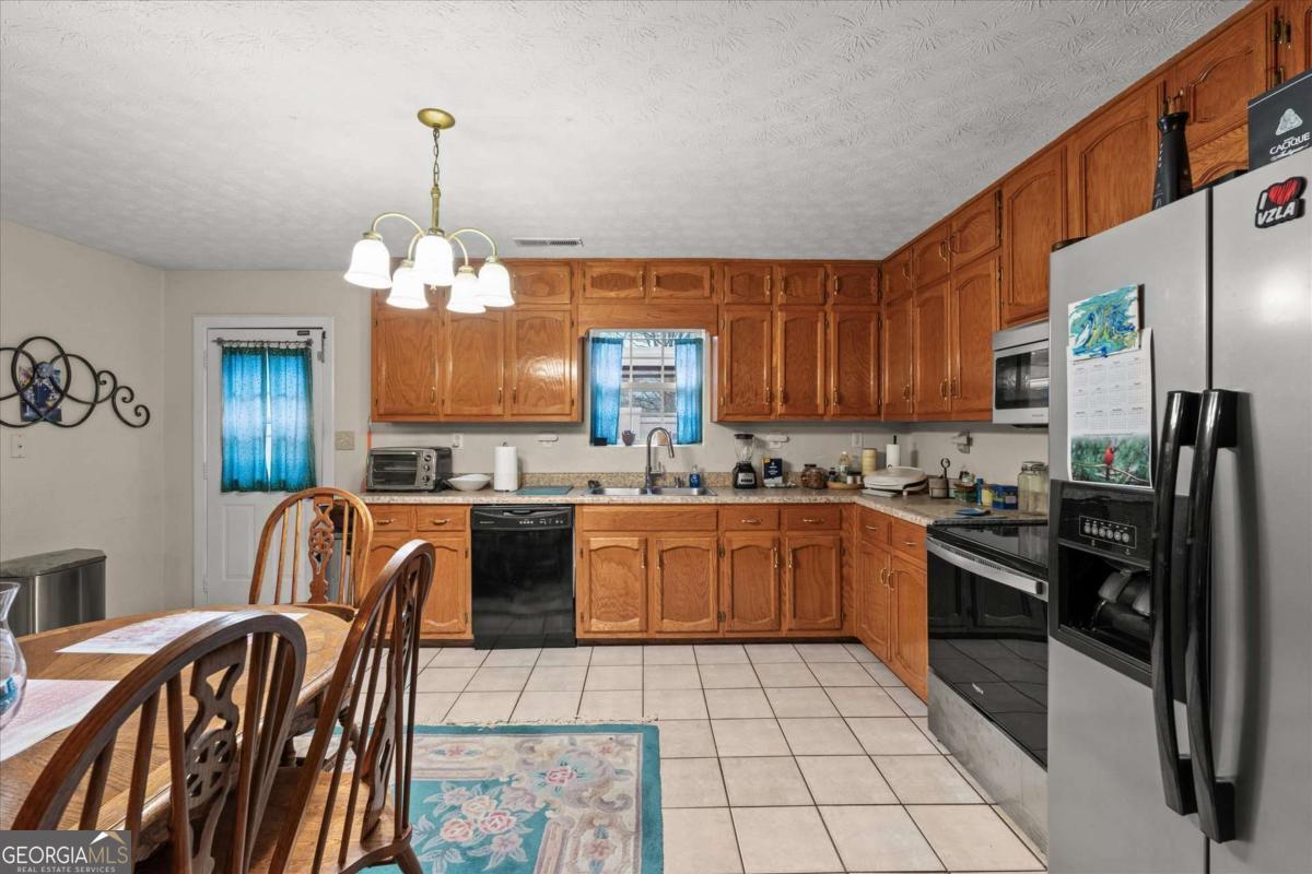 40 L Z Jackson Road Bowdon GA 30108