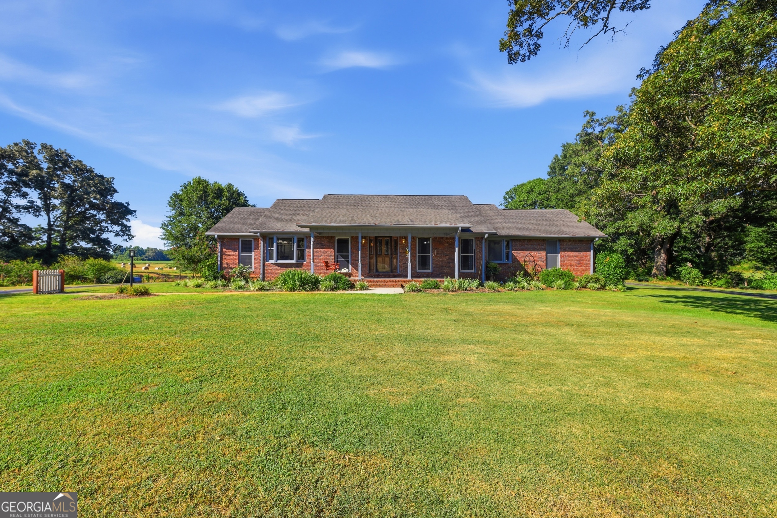 71 Poole Circle Carnesville GA 30521