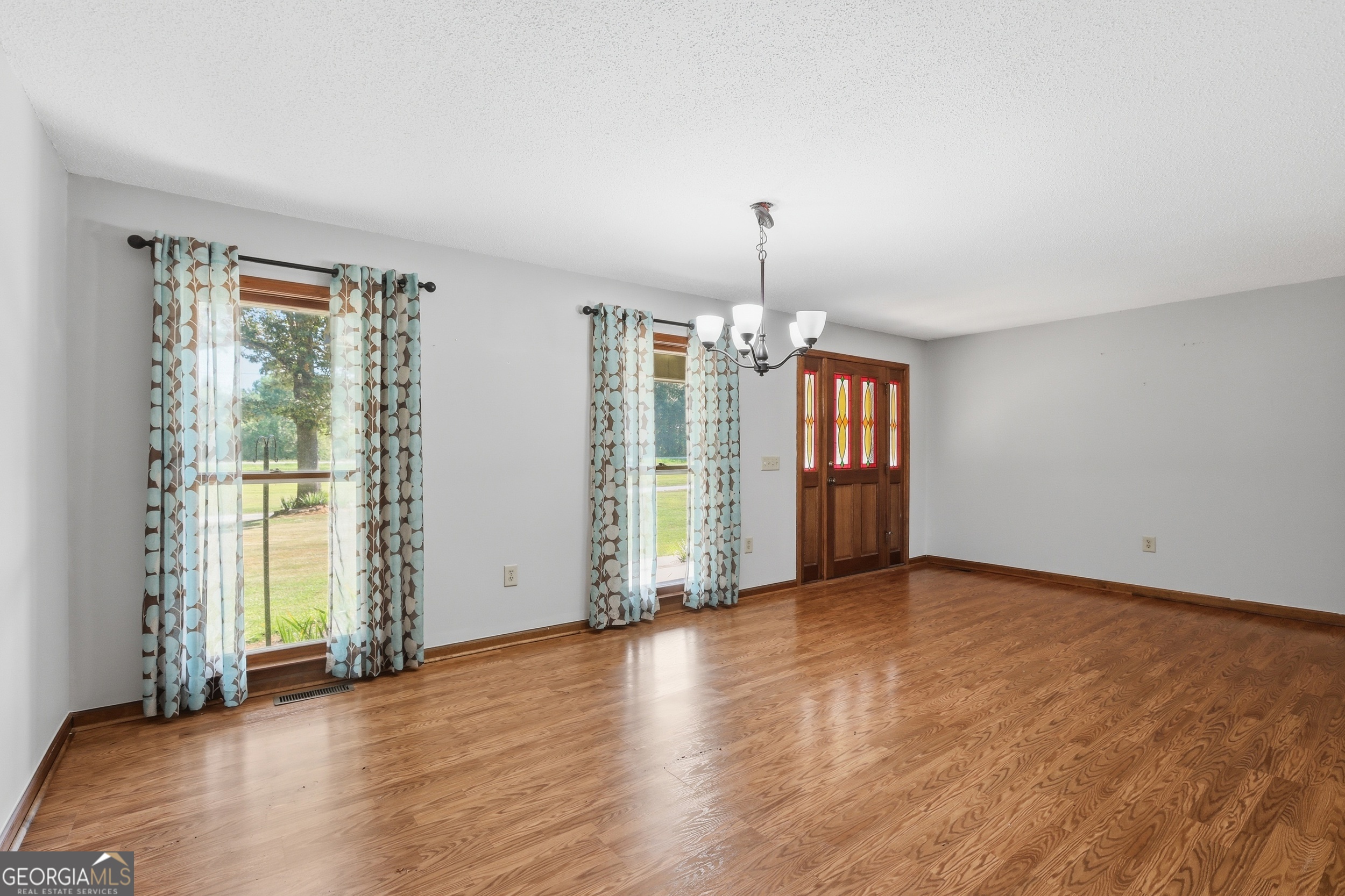 71 Poole Circle Carnesville GA 30521