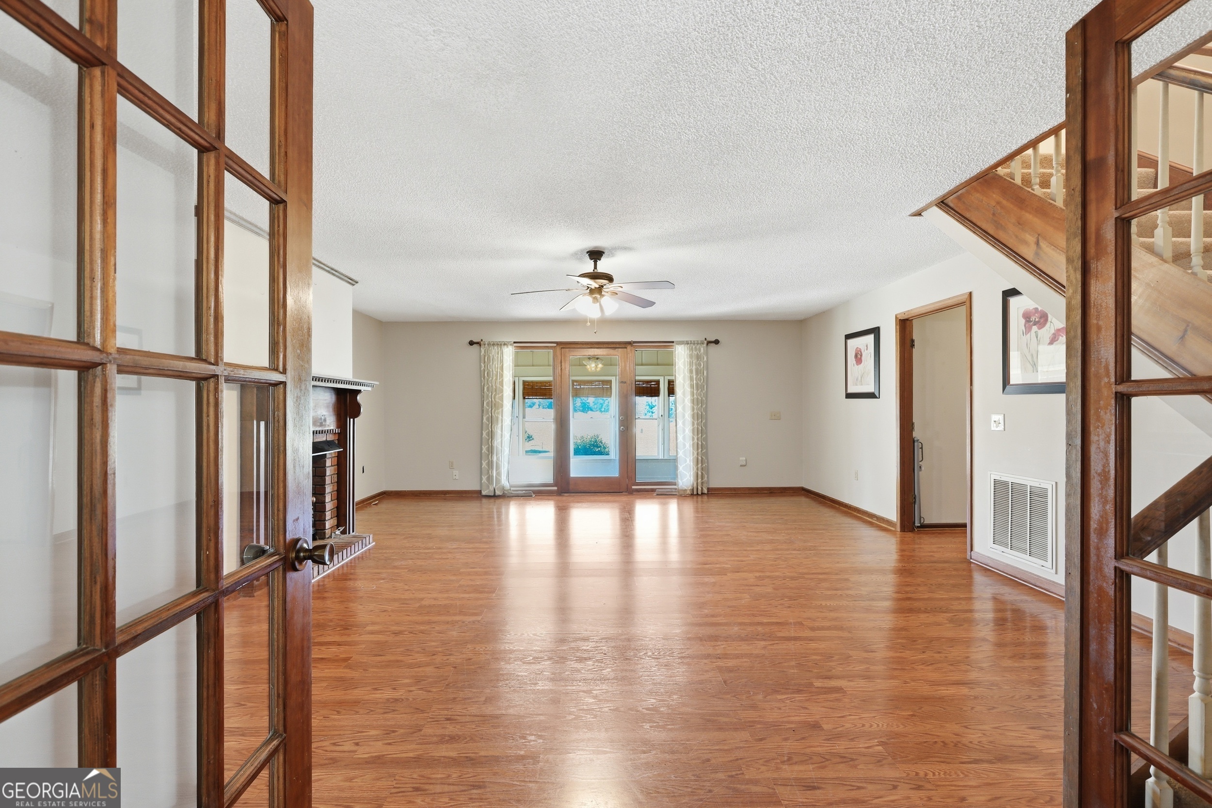71 Poole Circle Carnesville GA 30521