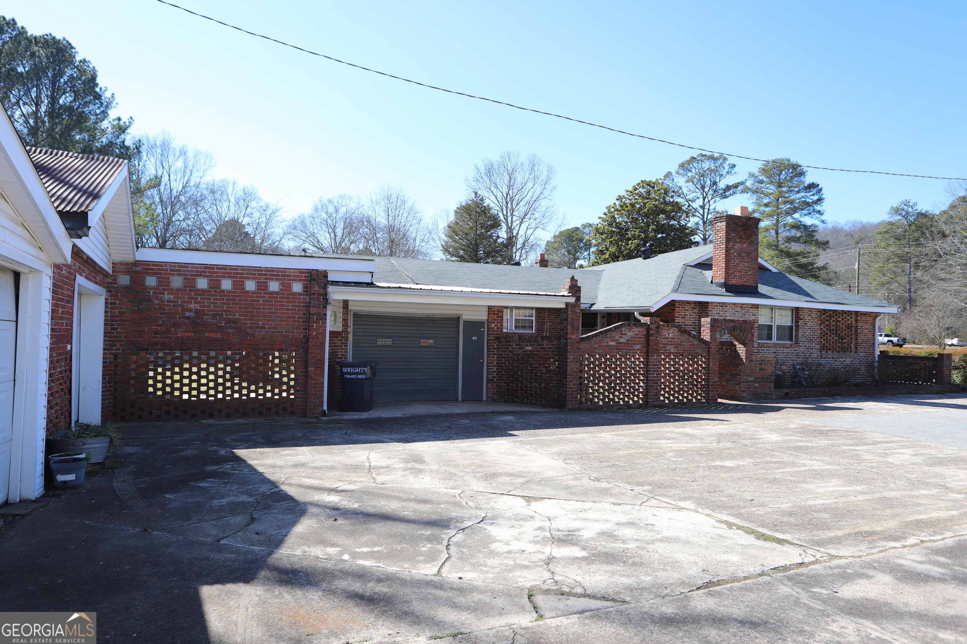 6797 Highway 114 Lyerly GA 30730