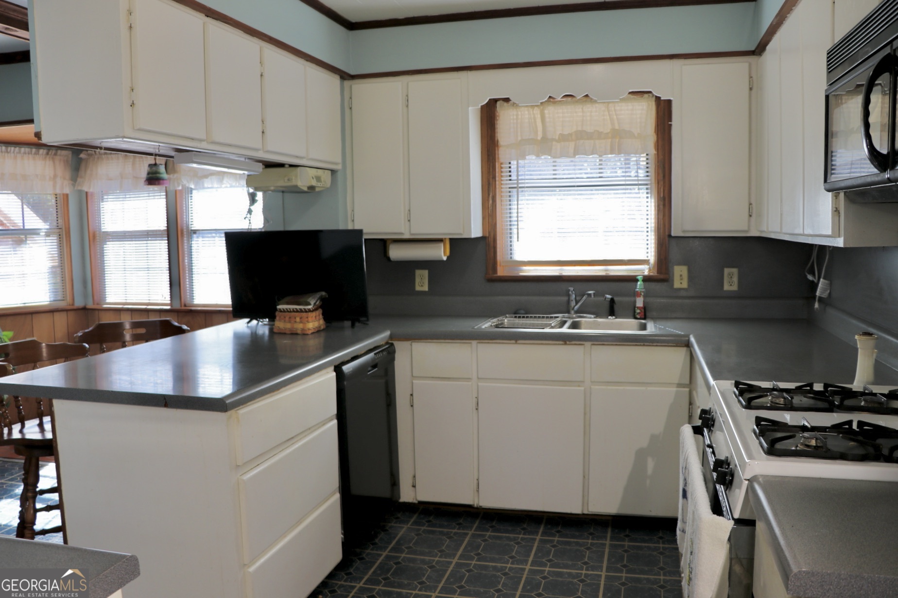 6797 Highway 114 Lyerly GA 30730