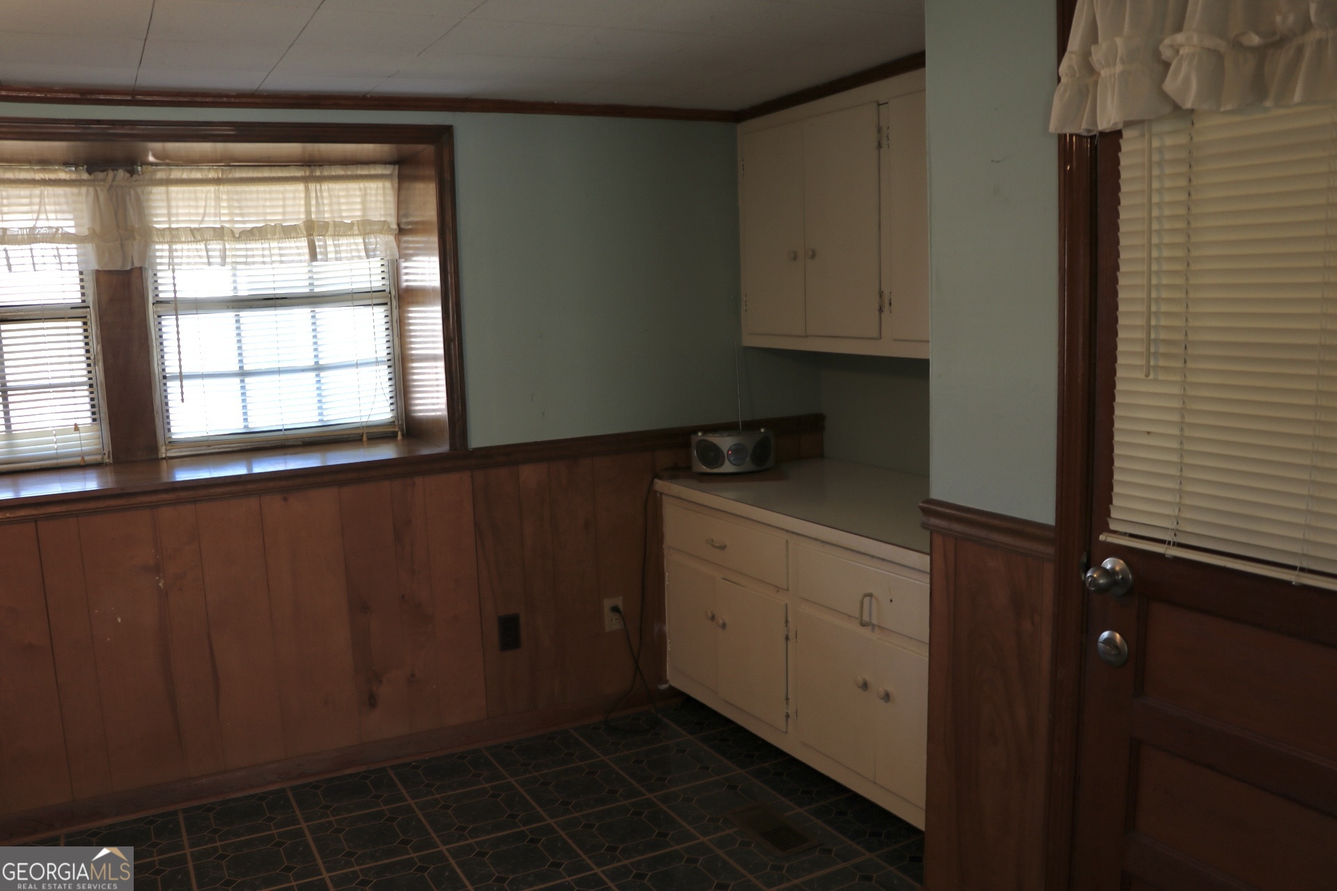 6797 Highway 114 Lyerly GA 30730