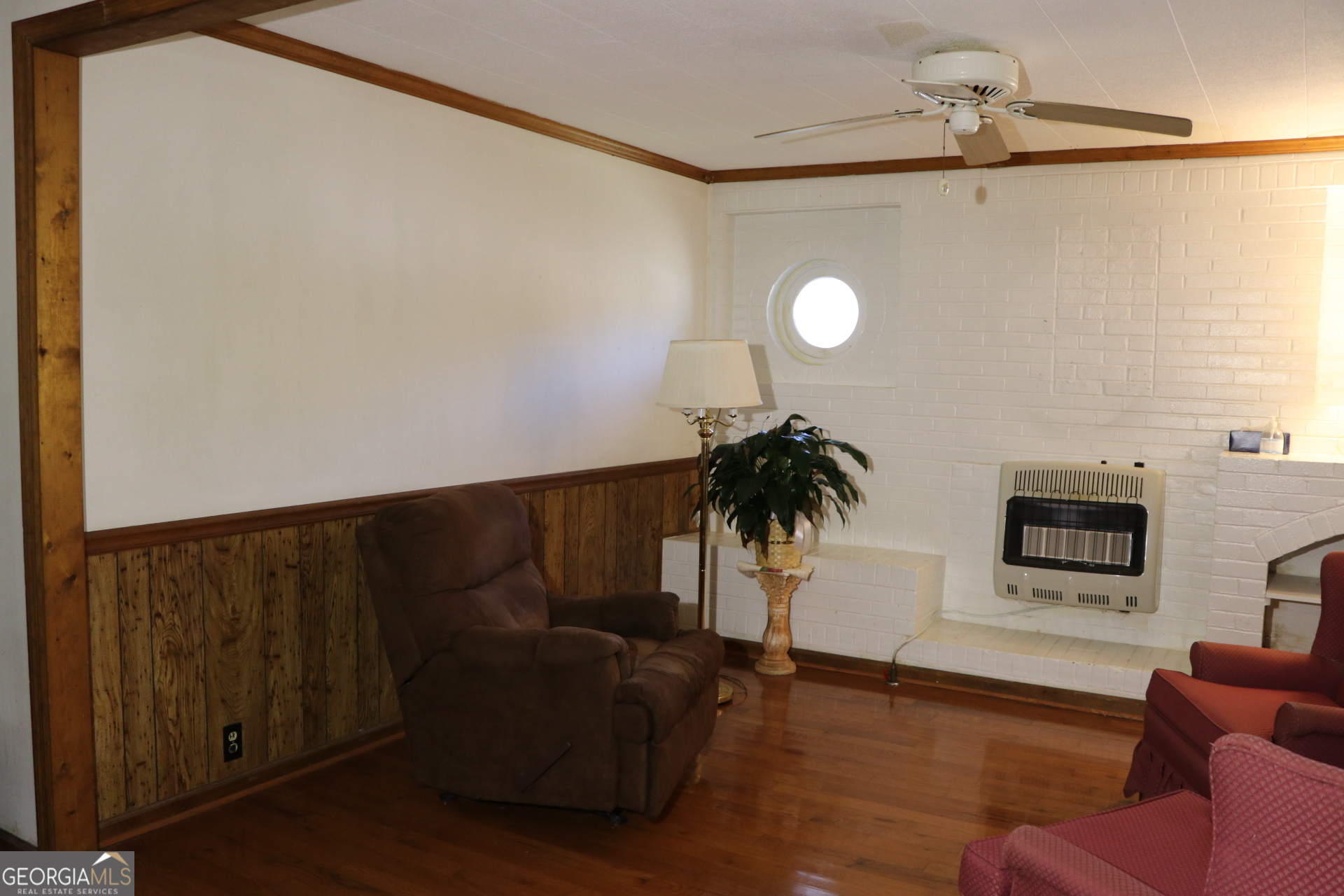 6797 Highway 114 Lyerly GA 30730