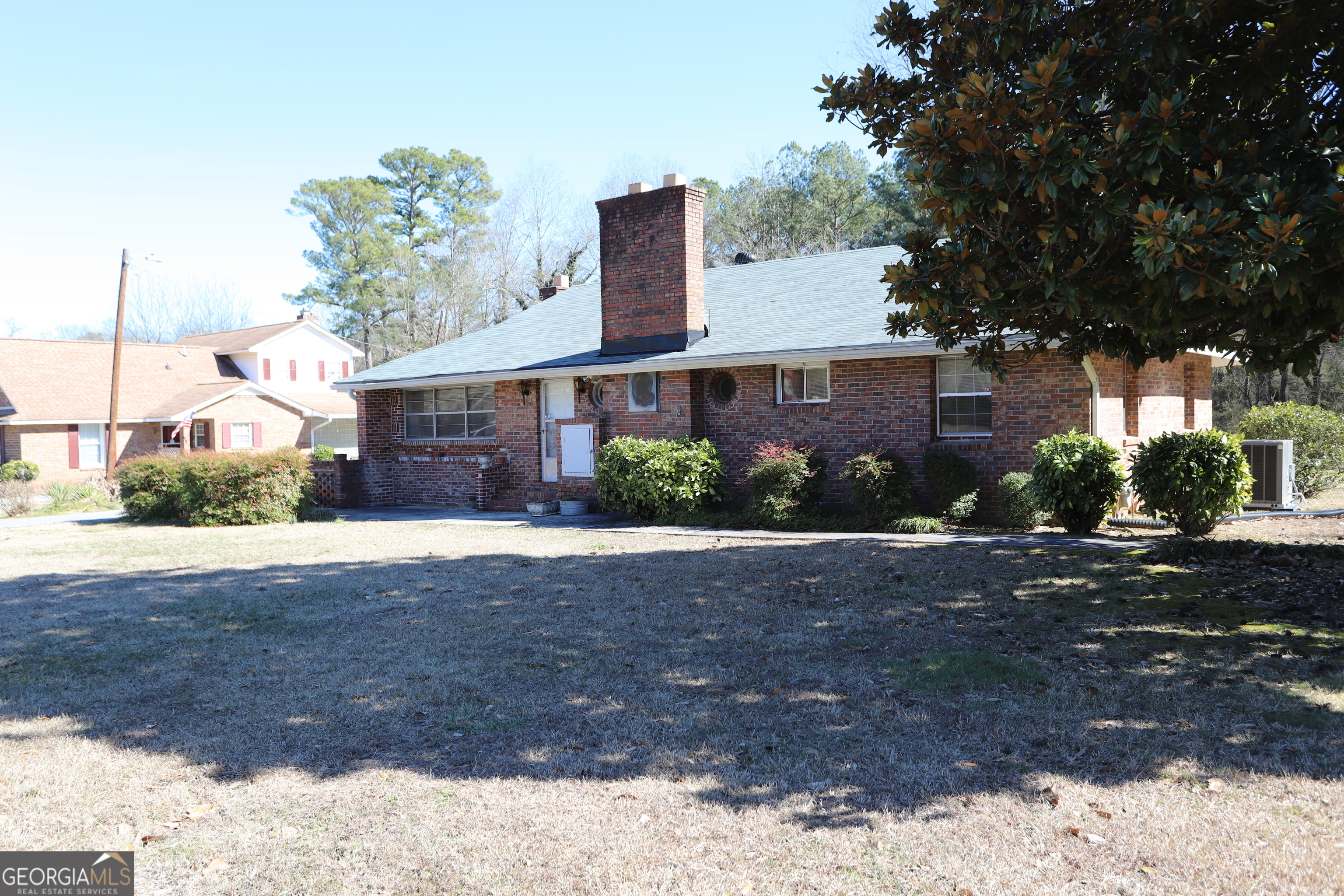 6797 Highway 114 Lyerly GA 30730