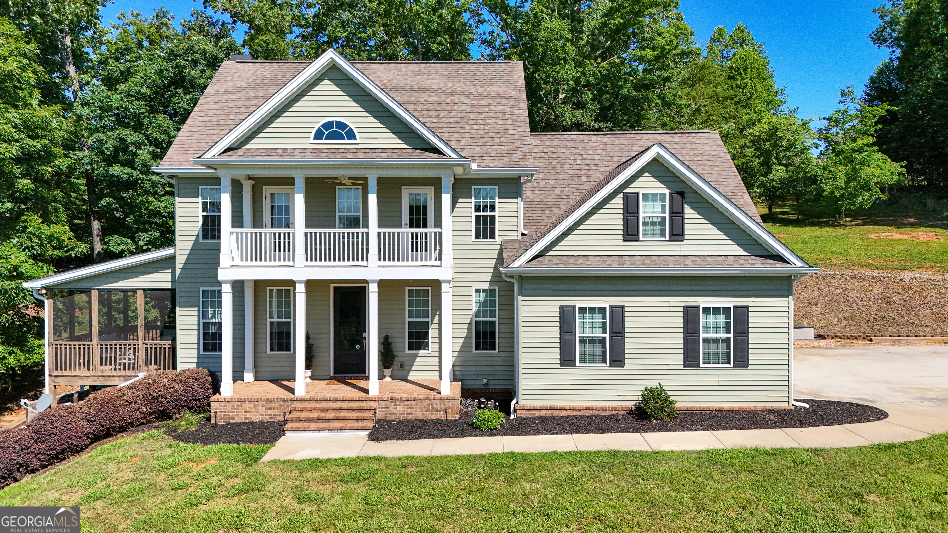 1917 Albert Reid Road Cleveland GA 30528