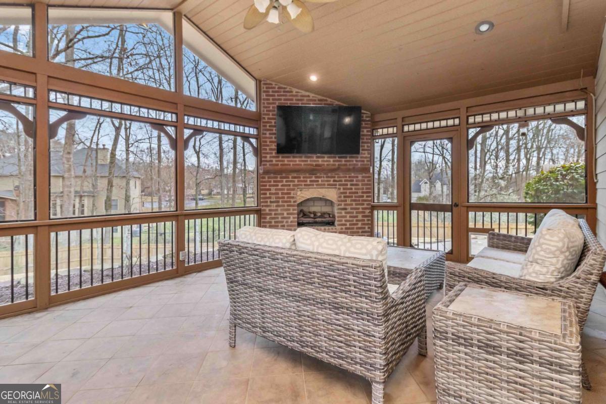 645 Summerwind Way Suwanee GA 30024