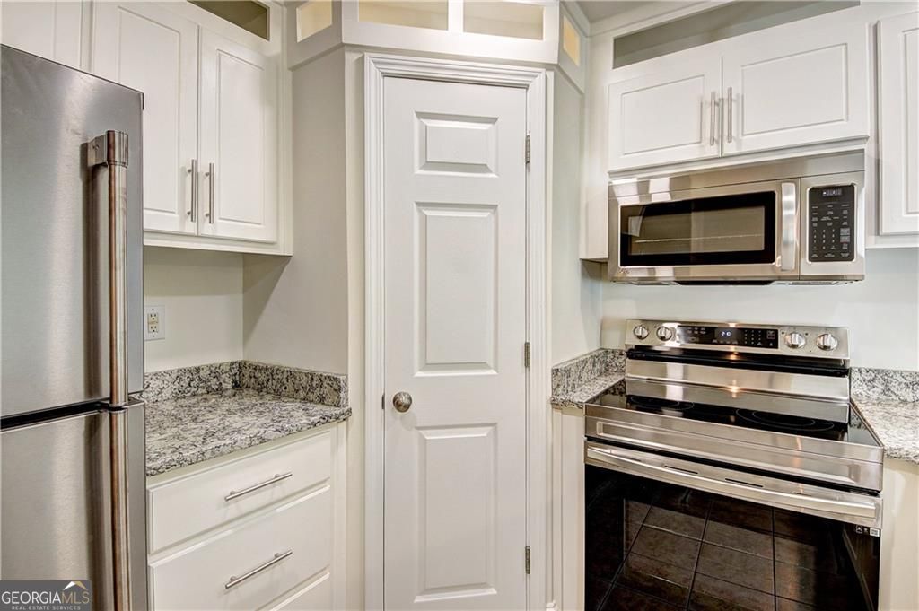 221 Morris Lane Woodstock GA 30188
