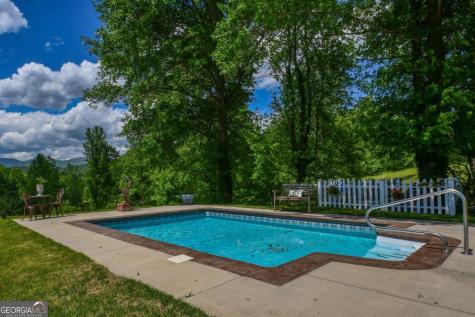 708 Hub Tatum Road Sautee Nacoochee GA 30571