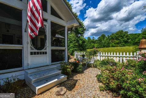 708 Hub Tatum Road Sautee Nacoochee GA 30571
