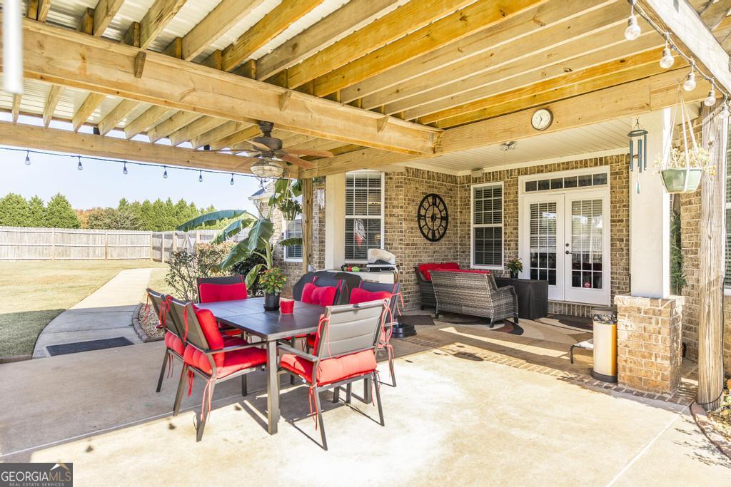 35 Falcon Crest Way Byron GA 31008