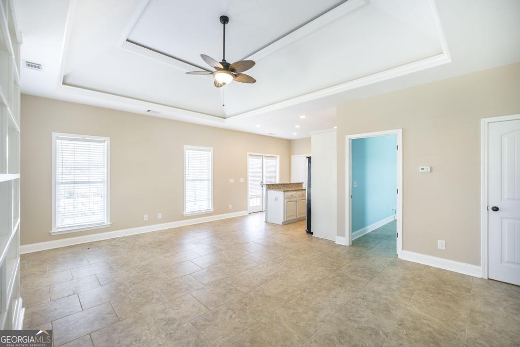 35 Falcon Crest Way Byron GA 31008
