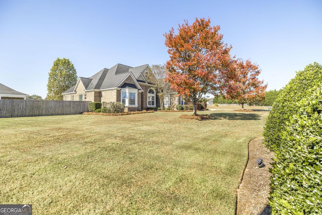 35 Falcon Crest Way Byron GA 31008