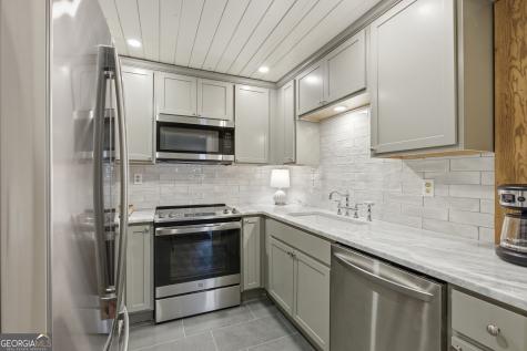 1921 Franklin Road Highlands NC 28741