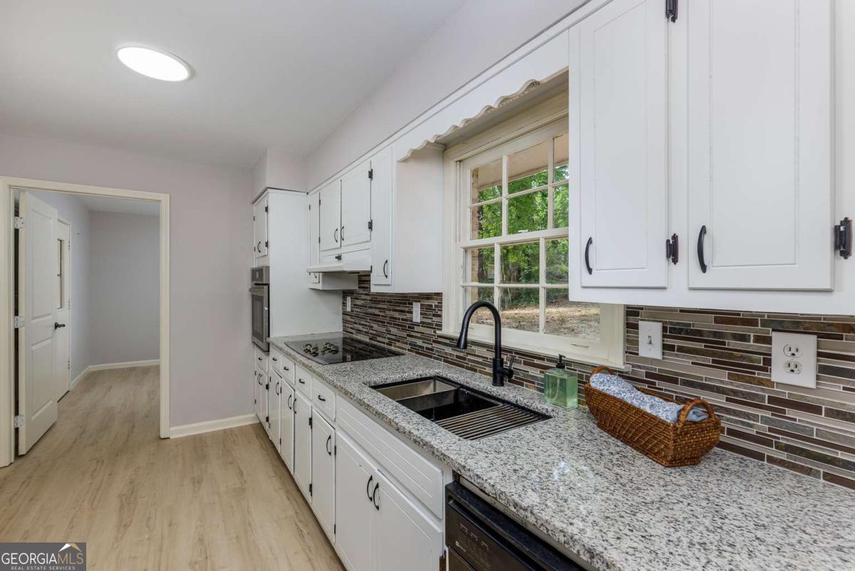 383 Ben Avenue SW Lilburn GA 30047