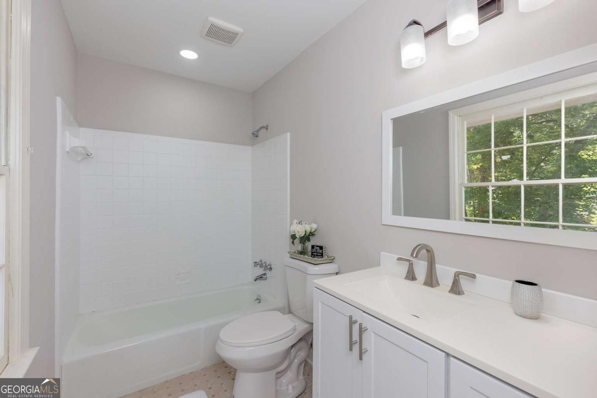 383 Ben Avenue SW Lilburn GA 30047