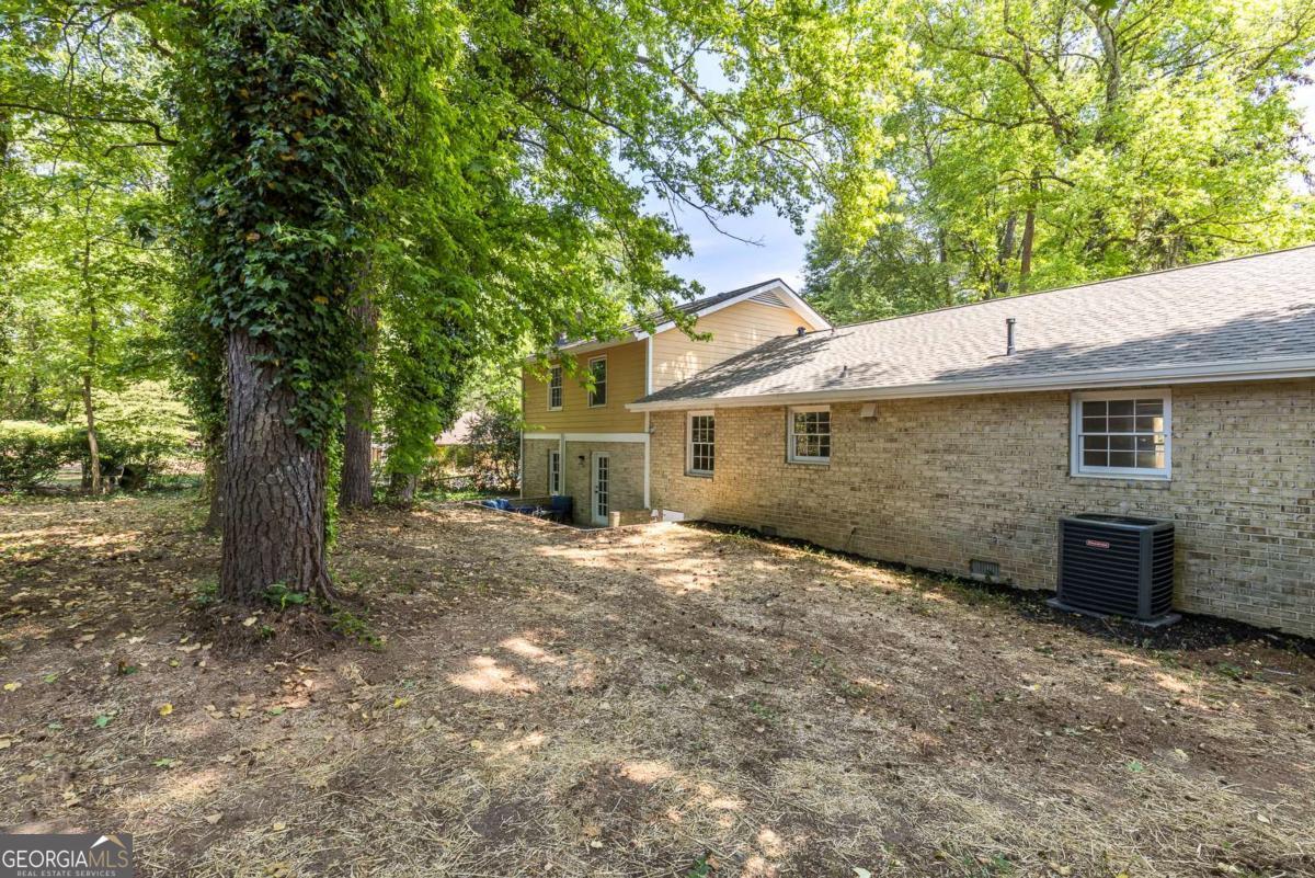383 Ben Avenue SW Lilburn GA 30047