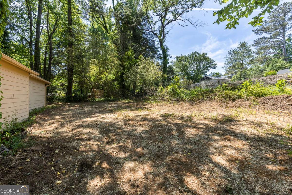 383 Ben Avenue SW Lilburn GA 30047
